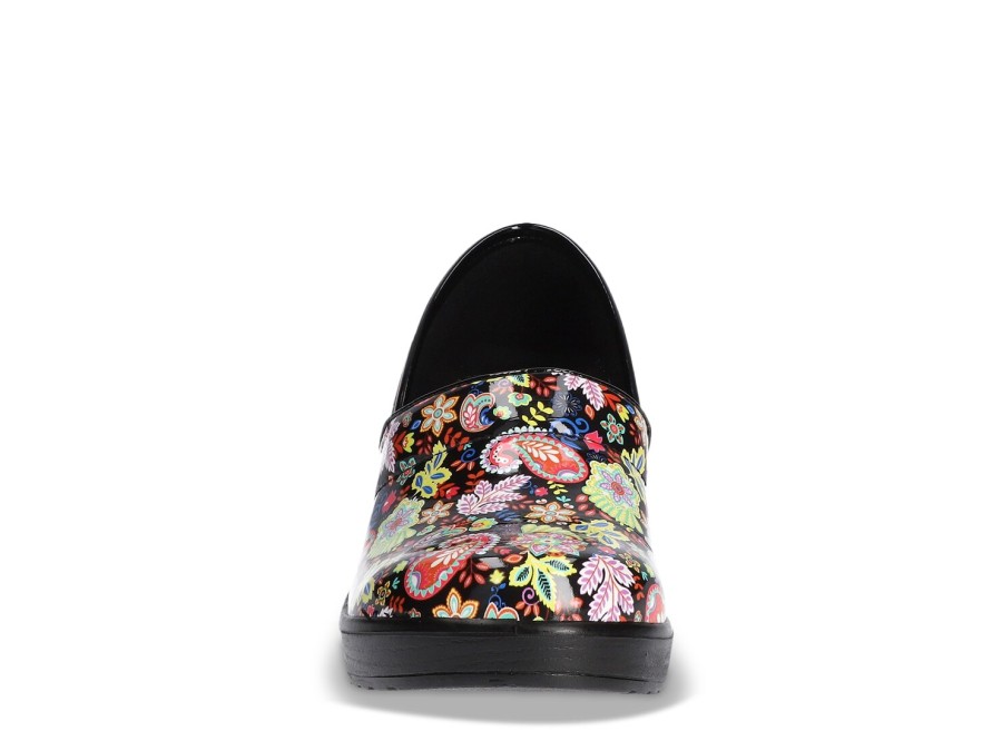 Hot Easy Works by Easy Street Lyndee Slip-On Black/Multicolor Paisley