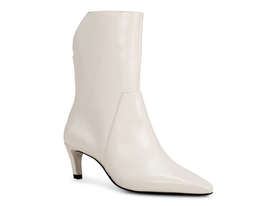 Wholesale Vince Camuto Quindele Bootie Coconut Cream