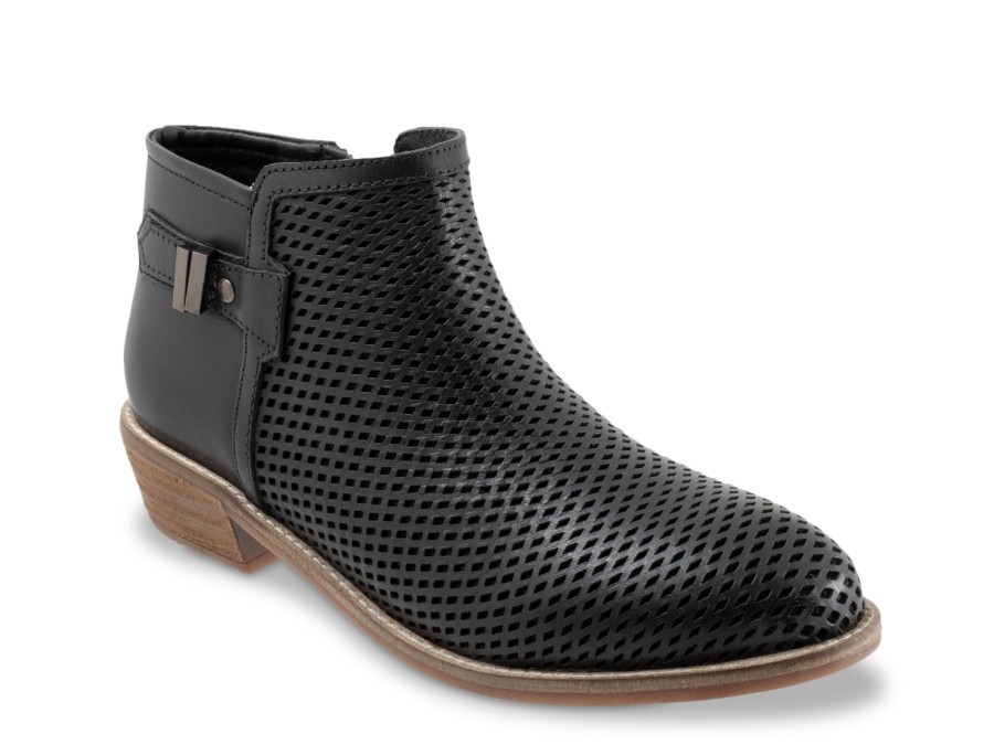 Clearance Softwalk Rimini Bootie Black