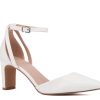 Best Fashion To Figure Haisley Pump White