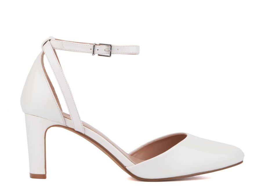 Best Fashion To Figure Haisley Pump White