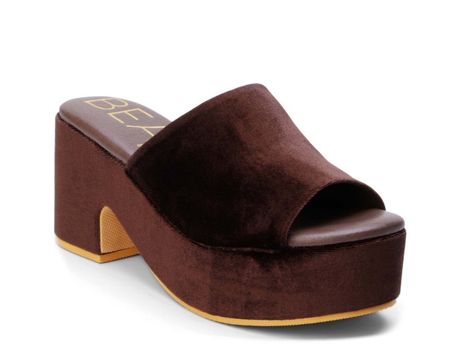 Hot Beach by Matisse Terry Platform Sandal Chocolate Velvet