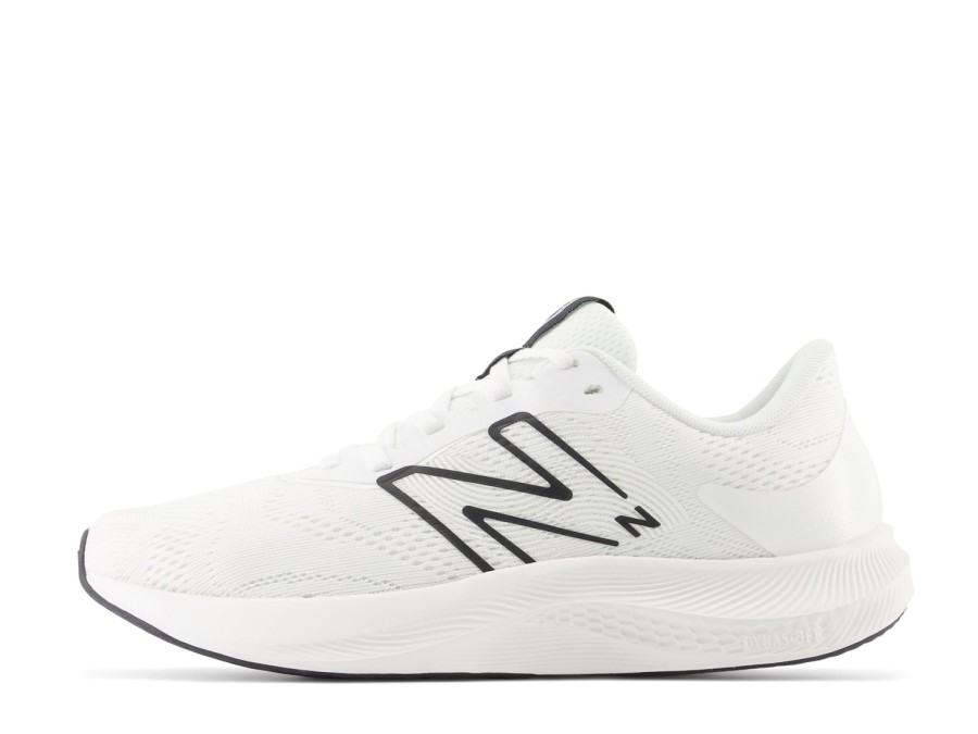 Wholesale New Balance Dynasoft Pro Run V2 Running Shoe - Women'S White/Black