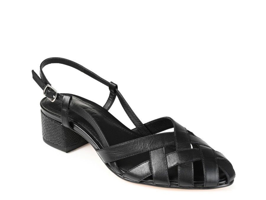 Wholesale Journee Signature Meggs Sandal Black