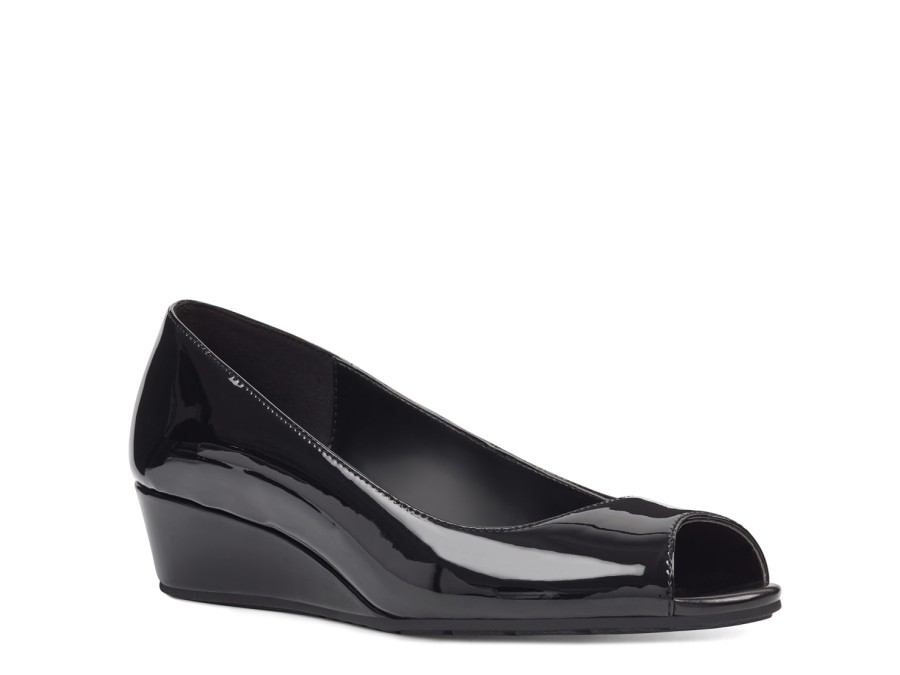 Best Bandolino Candra Wedge Pump Black